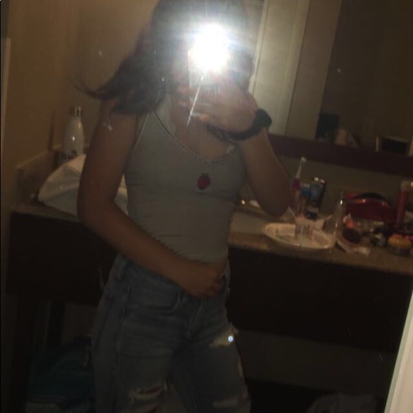 strawberry graphic tank - Picture 2 of 2